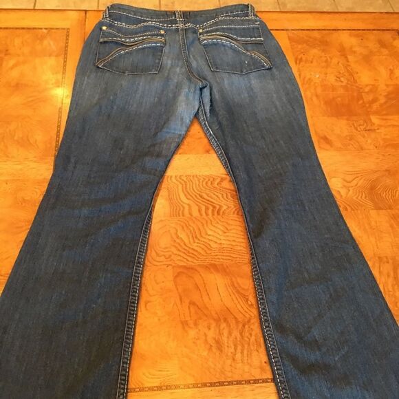 DENIM JEANS w Zipper Pocket Detail! - Picture 2 of 8